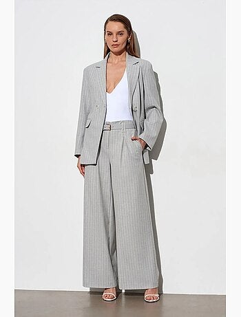 Pantalón de pernera ancha a rayas con pinzas dilvin