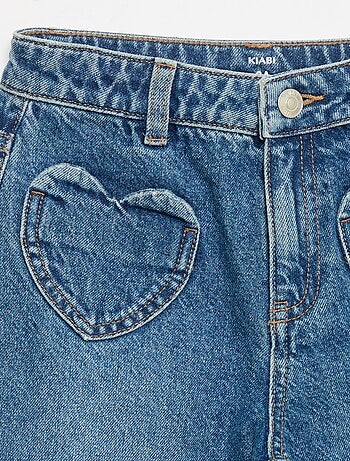 Pantalón de pernera ancha con bordados de corazones
