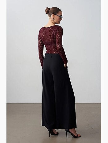 Pantalón de pernera ancha con pinzas dilvin