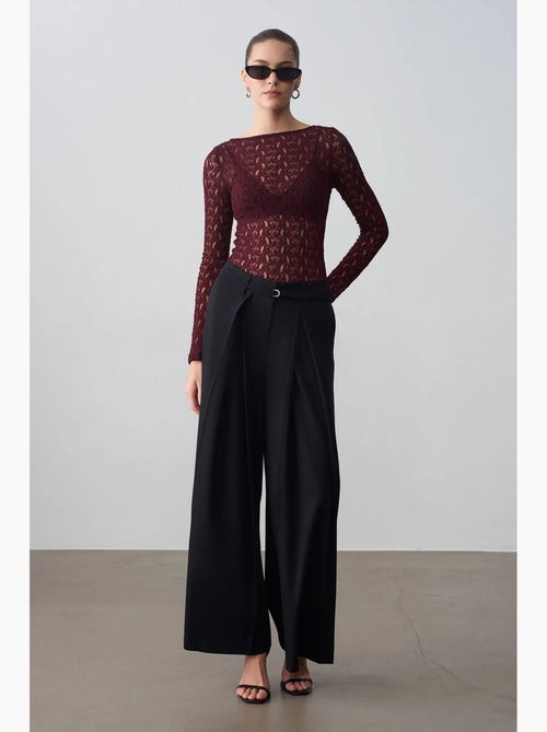 Pantalón de pernera ancha con pinzas dilvin - Kiabi Pantalón de pernera ancha con pinzas dilvin - Kiabi