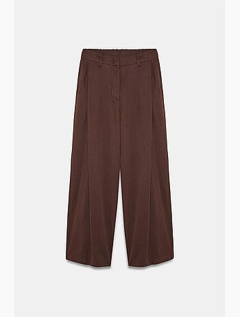 Pantalón de pernera ancha con pliegues dilvin
