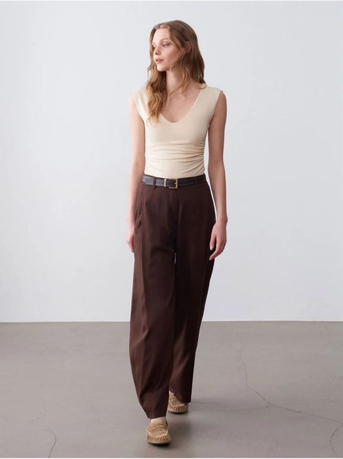 Pantalón de pernera ancha con pliegues - Kiabi Pantalón de pernera ancha con pliegues - Kiabi