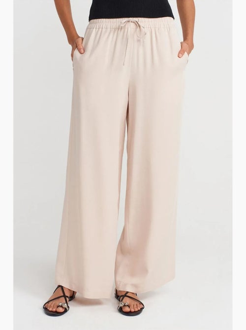 Pantalón de pernera ancha de tencel con cintura con cordón dilvin - Kiabi Pantalón de pernera ancha de tencel con cintura con cordón dilvin - Kiabi