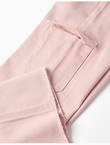 Pantalón de pierna ancha de sarga con bolsillos cargo