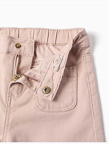 Pantalón de pierna ancha de sarga con bolsillos delanteros