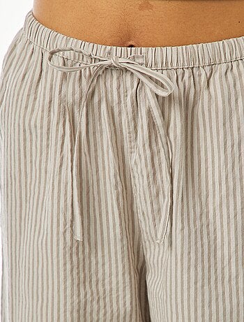Pantalón de pijama a rayas
