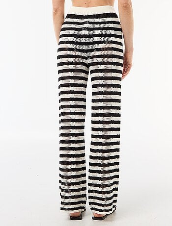 Pantalón de playa de punto calado