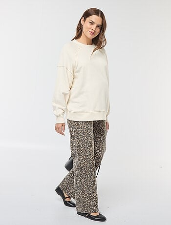 Pantalón de premamá wide leg con estampado de leopardo