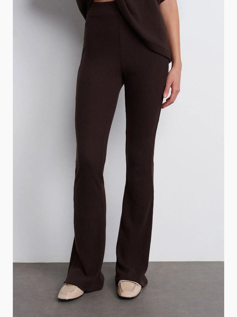Pantalón de punto acampanado de tiro alto dilvin Marrón chocolate - Kiabi