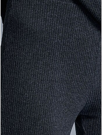 Pantalón de punto acampanado de tiro alto