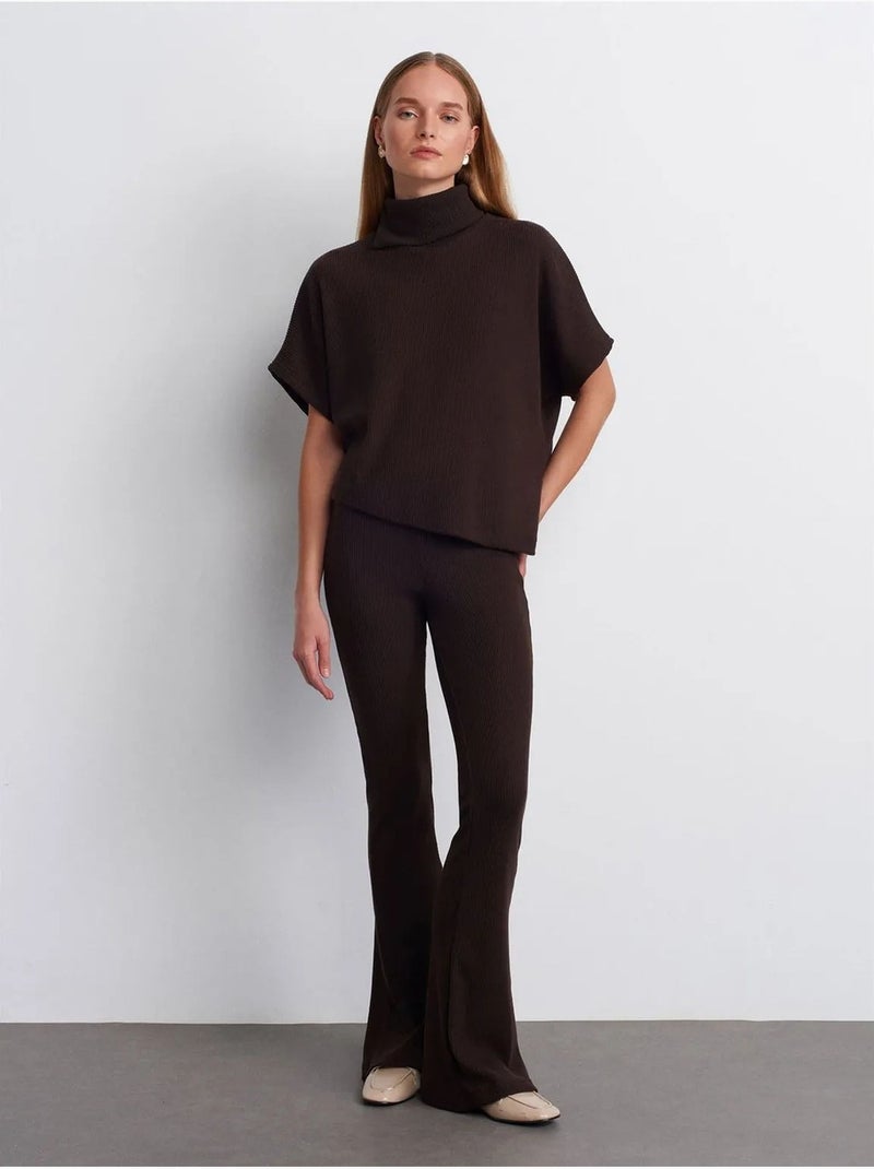 Pantalón de punto acampanado de tiro alto Marrón chocolate - Kiabi