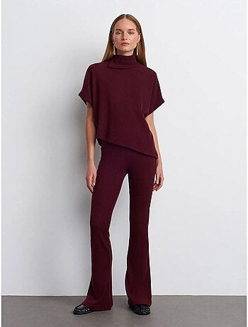 Pantalón de punto acampanado de tiro alto