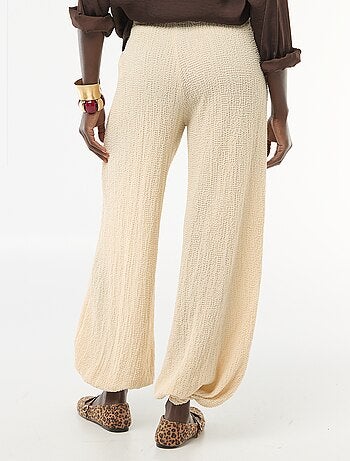 Pantalón de punto arrugado