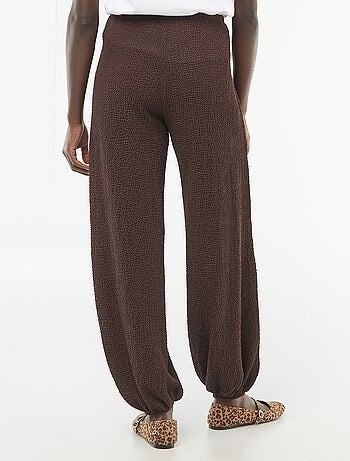 Pantalón de punto arrugado