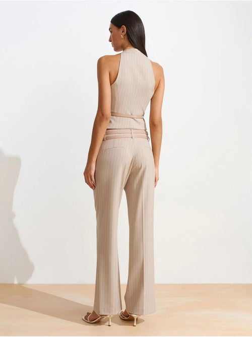 Pantalón de raya diplomática de pernera recta con cinturón dilvin - Kiabi Pantalón de raya diplomática de pernera recta con cinturón dilvin - Kiabi