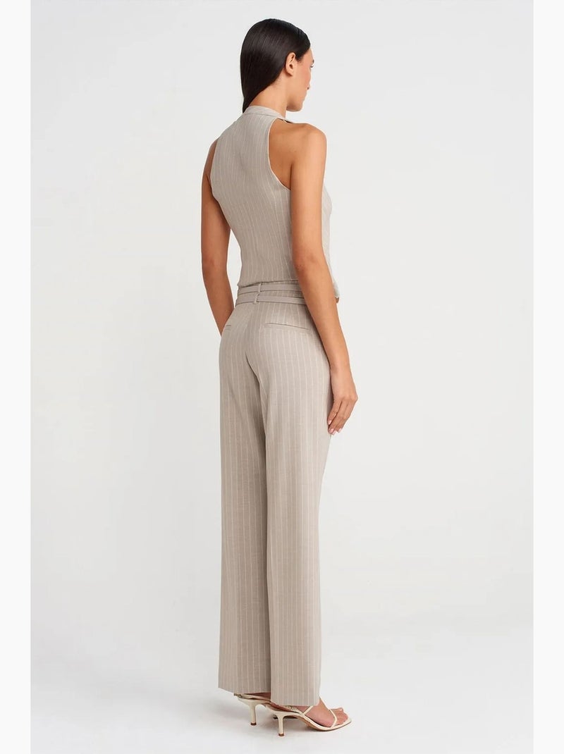 Pantalón de raya diplomática de pernera recta con cinturón dilvin Beige natural - Kiabi