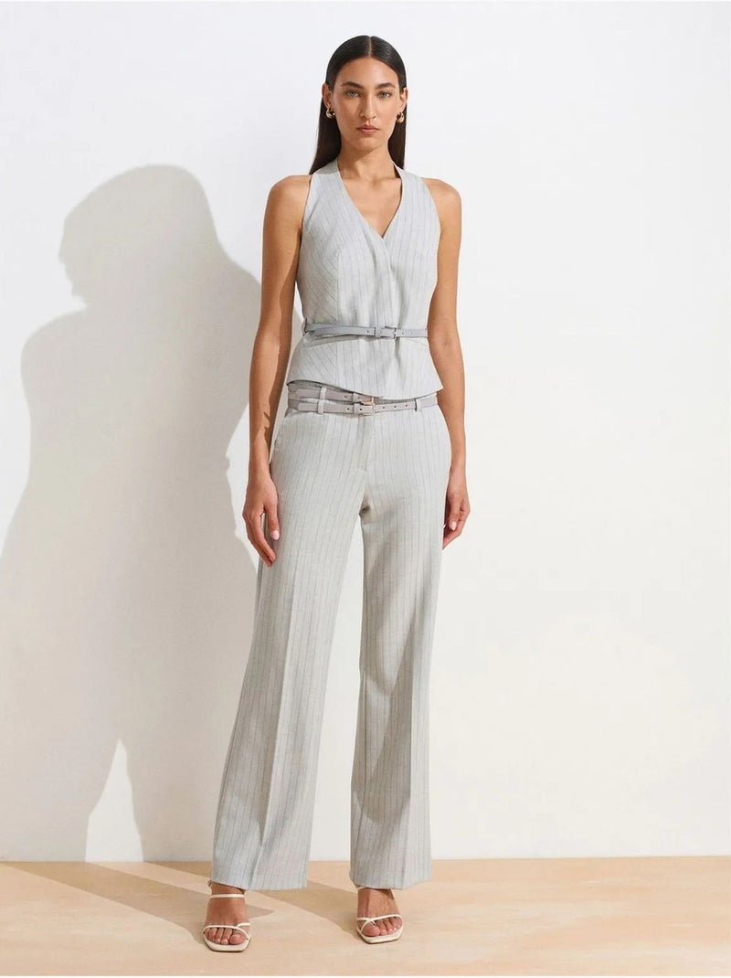 Pantalón de raya diplomática de pernera recta con cinturón dilvin Gris claro - Kiabi