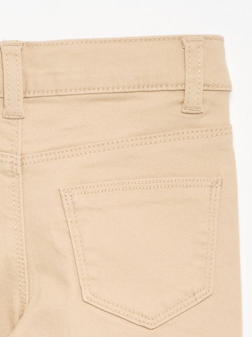 Pantalón de sarga - corte ajustado - Kiabi Pantalón de sarga - corte ajustado - Kiabi