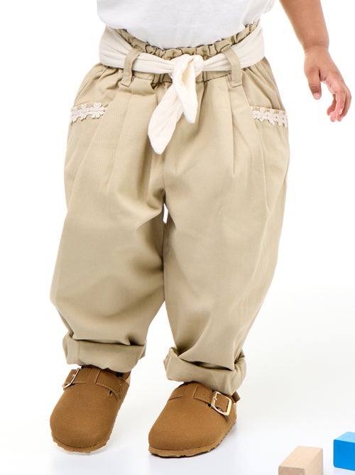 Pantalón de sarga + cinturón anudable - Kiabi