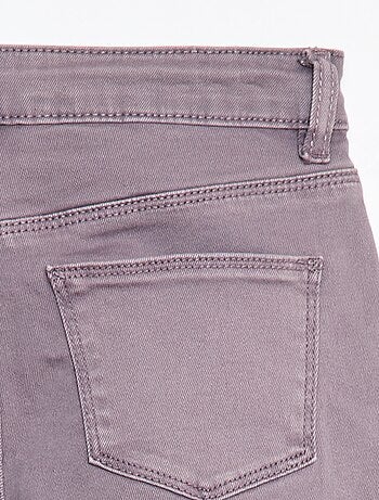 Pantalón de sarga con automáticos - Corte + cómodo