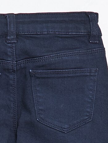 Pantalón de sarga con automáticos