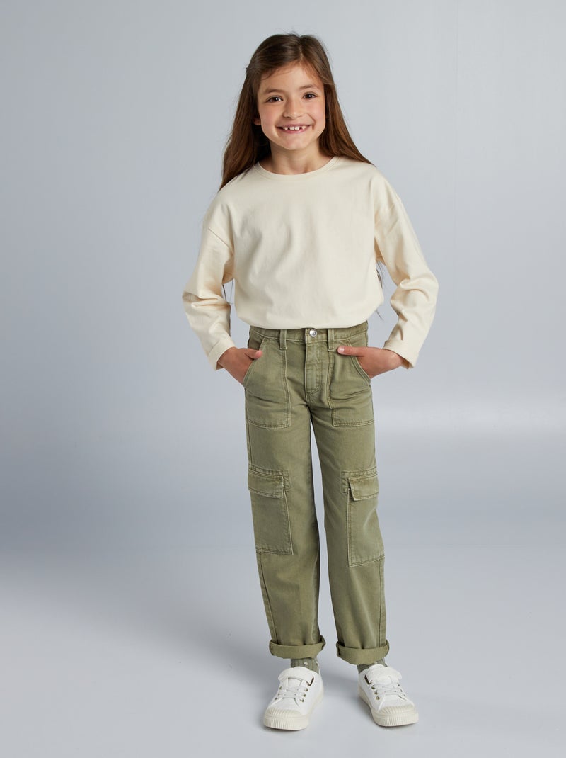 Pantalón de sarga con bolsillos con solapa  - Corte más ajustado VERDE - Kiabi
