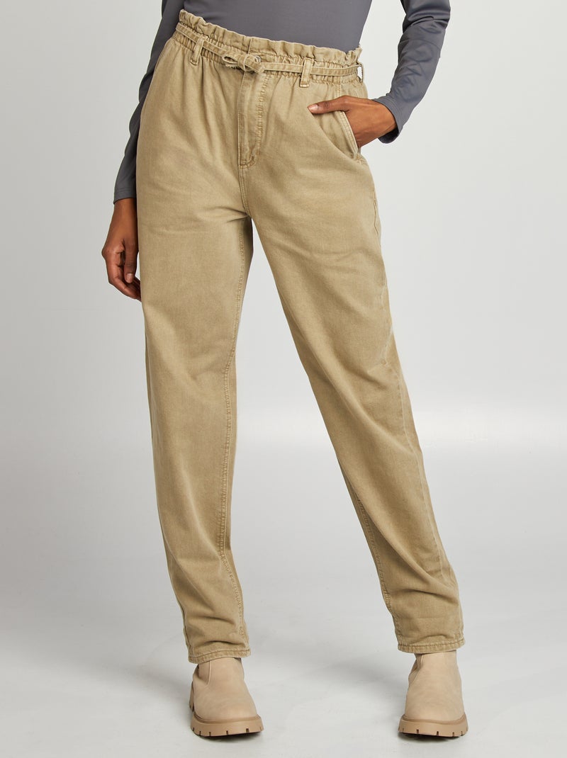 Pantalón de sarga con cinturón fino anudable VERDE - Kiabi