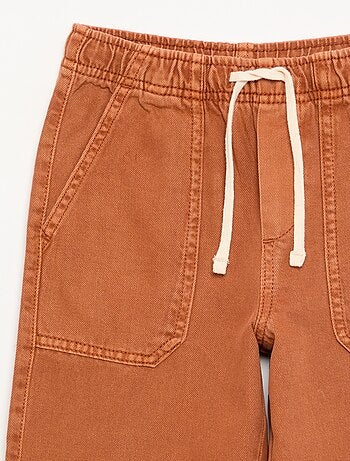Pantalón de sarga con cordones ajustables