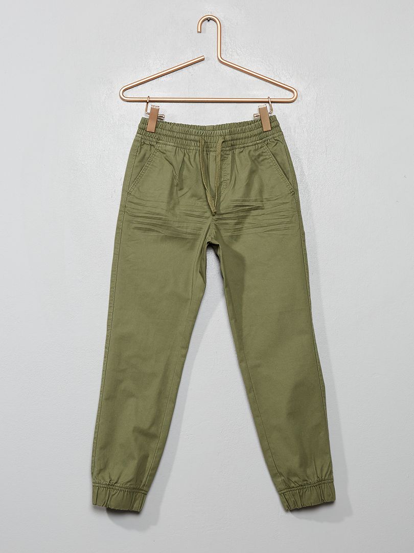 Pantalón de sarga verde liquen - Kiabi