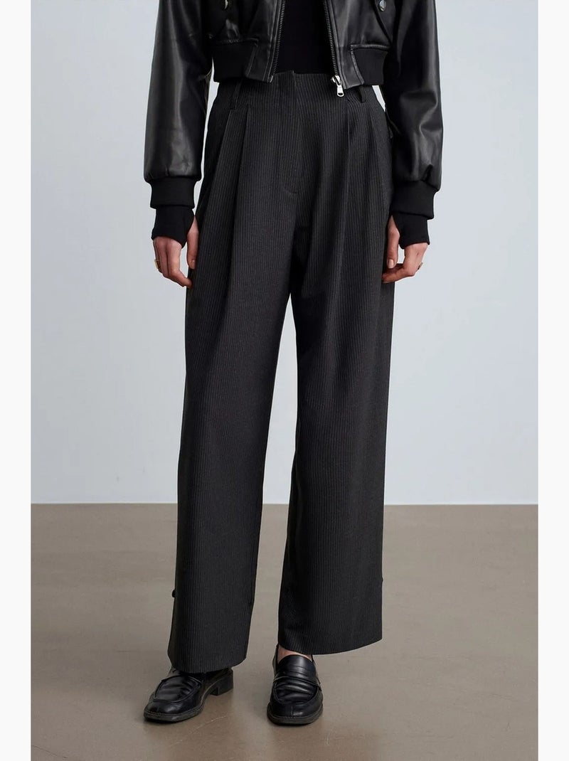 Pantalón de sastre de tiro alto con pinzas dilvin Gris oscuro - Kiabi