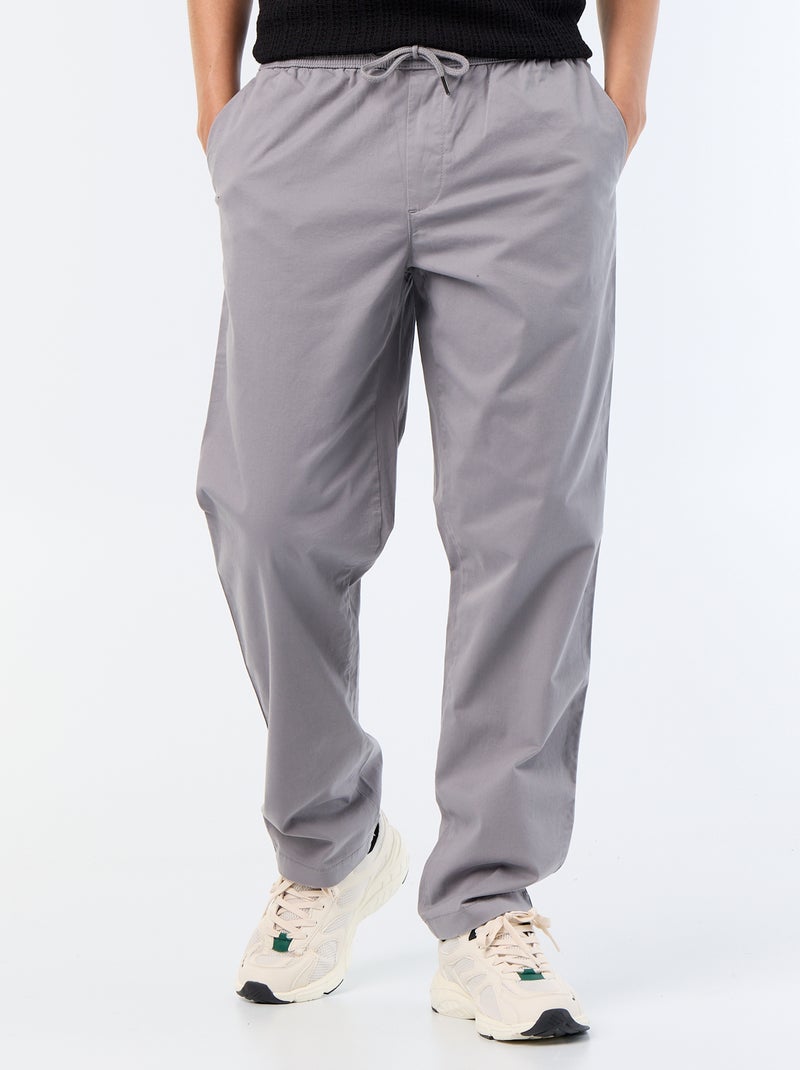 Pantalón de tejido efecto piel de melocotón Gris - Kiabi