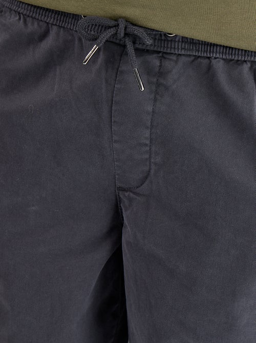 Pantalón de tejido efecto piel de melocotón - Kiabi Pantalón de tejido efecto piel de melocotón - Kiabi