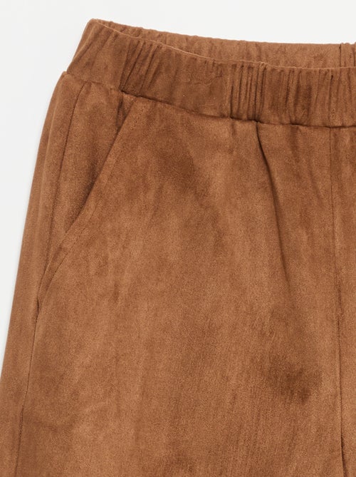 Pantalón de terciopelo de corte ancho - Kiabi Pantalón de terciopelo de corte ancho - Kiabi