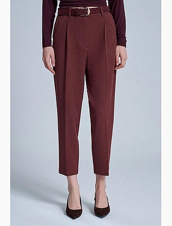 Pantalón de tiro alto con cinturón y pernera recta dilvin