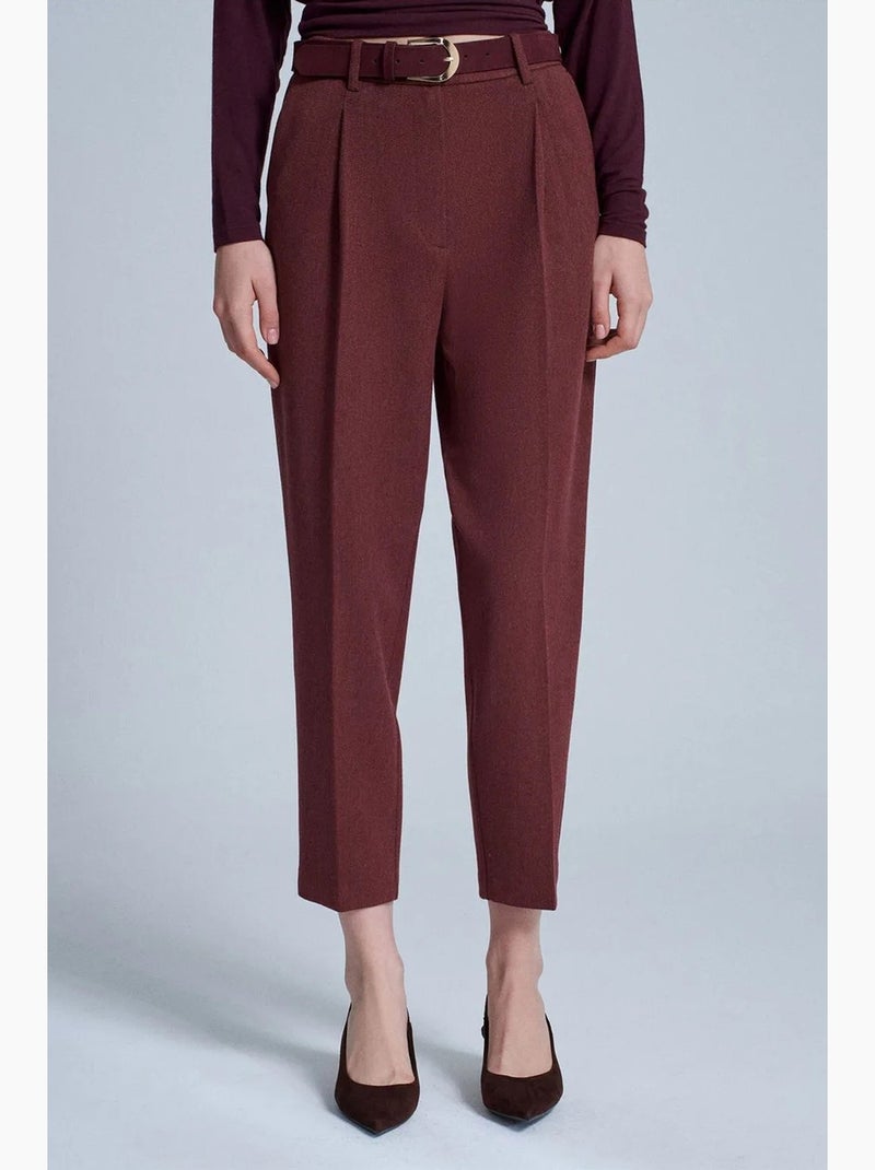Pantalón de tiro alto con cinturón y pernera recta dilvin Rojo burdeos - Kiabi