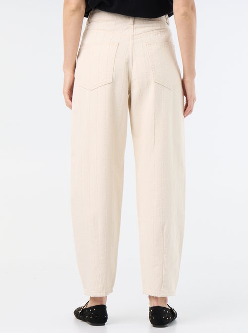 Pantalón de tiro alto corte globo - Kiabi Pantalón de tiro alto corte globo - Kiabi