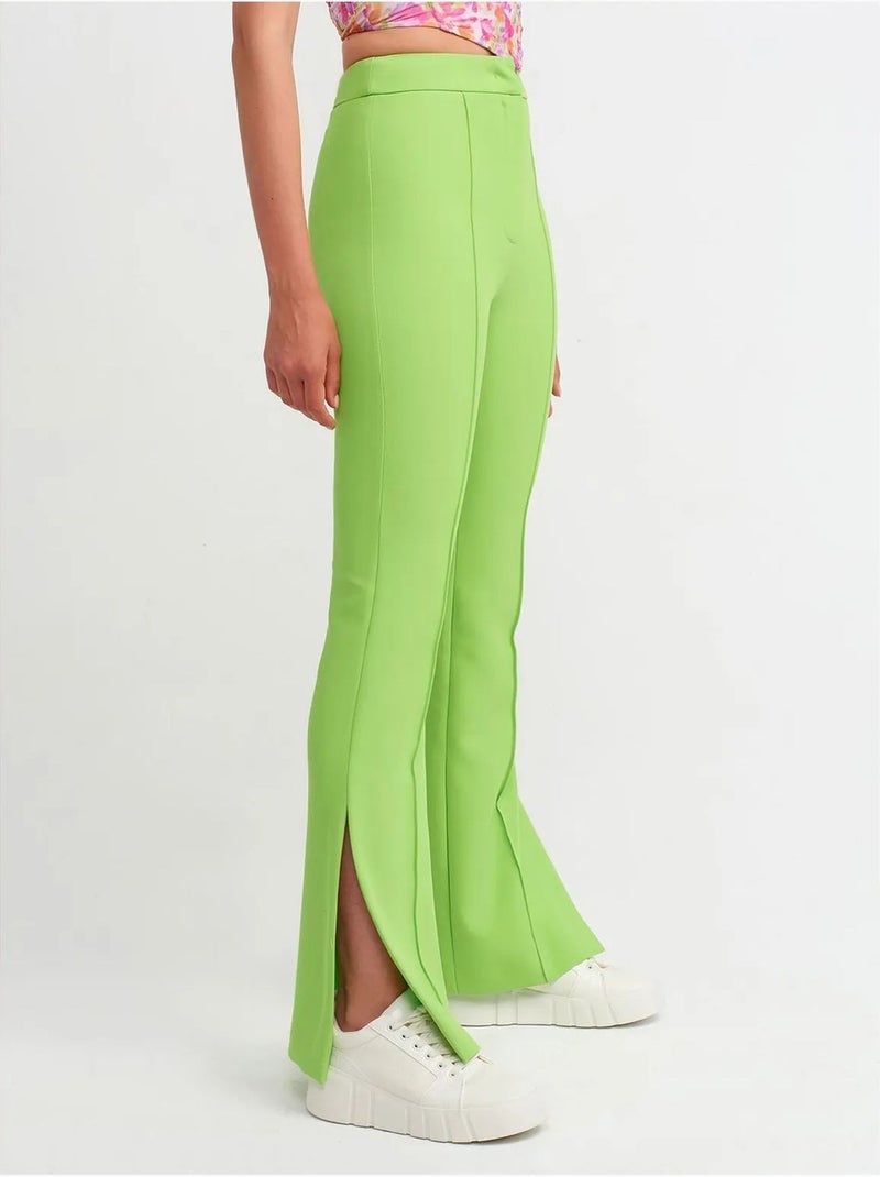 Pantalón de tiro alto de pernera acampanada con abertura Verde tilo - Kiabi