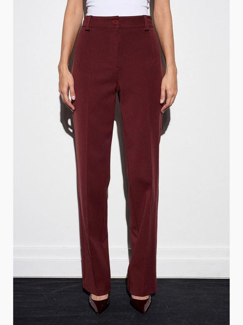 Pantalón de tiro alto, pierna recta y pinzas dilvin - Kiabi Pantalón de tiro alto, pierna recta y pinzas dilvin - Kiabi