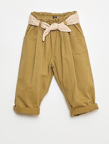Pantalón de twill con cinturón