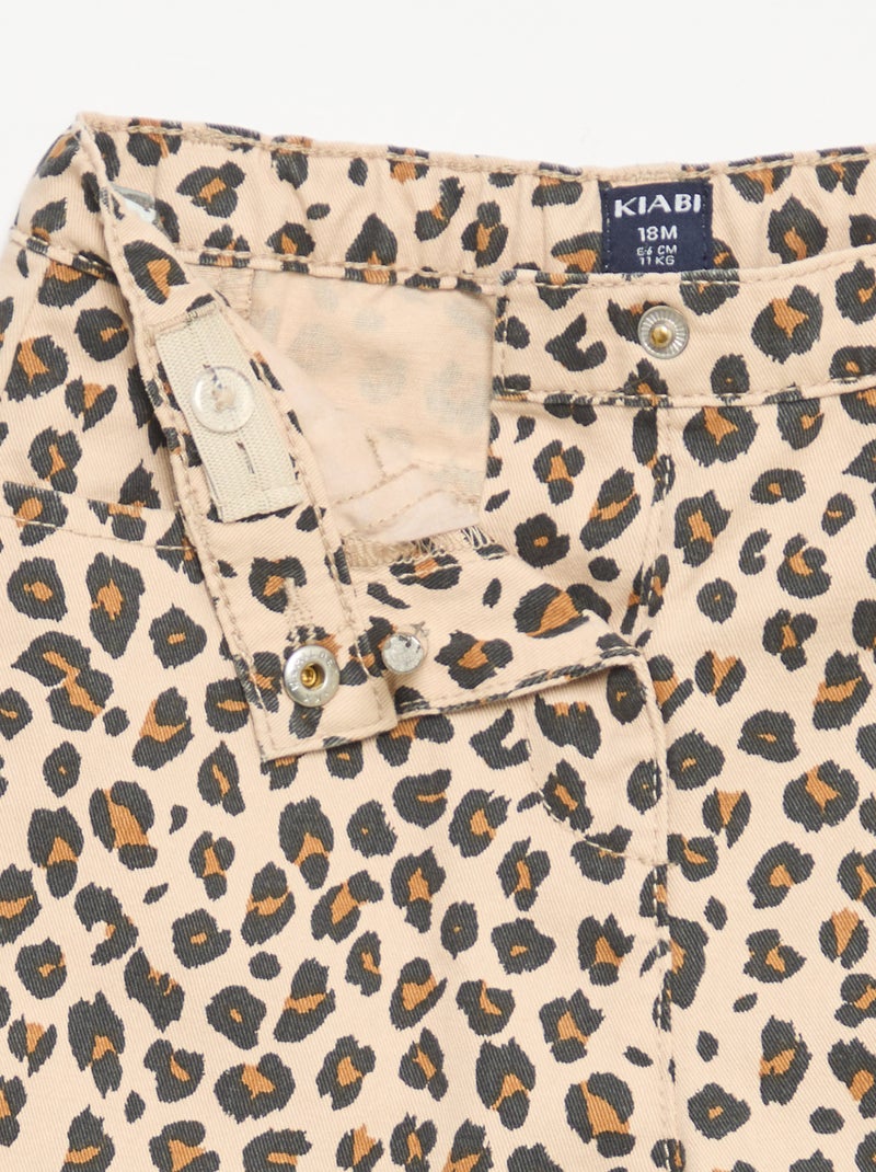 Pantalón de twill con estampado de leopardo Beige - Kiabi