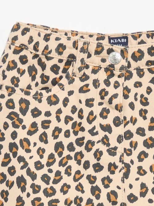 Pantalón de twill con estampado de leopardo - Kiabi Pantalón de twill con estampado de leopardo - Kiabi