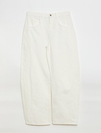 Pantalón denim corte globo