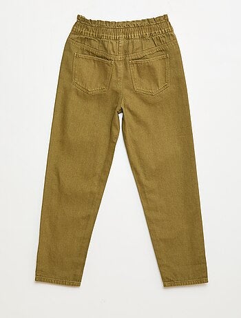 Pantalón denim mom de talle alto