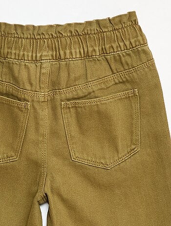 Pantalón denim mom de talle alto