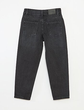 Pantalón denim mom fit con strass
