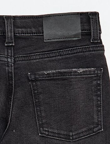 Pantalón denim elástico corte slim de algodón