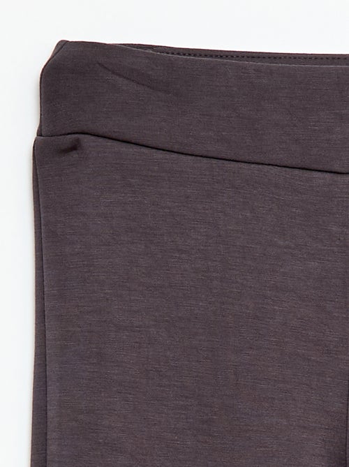 Pantalón deportivo corte flare - Kiabi