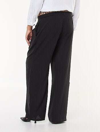 Pantalón efecto calzoncillo leopardo