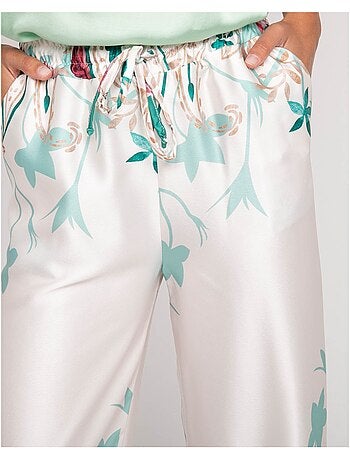 Pantalón efecto satén con motivos EZRA