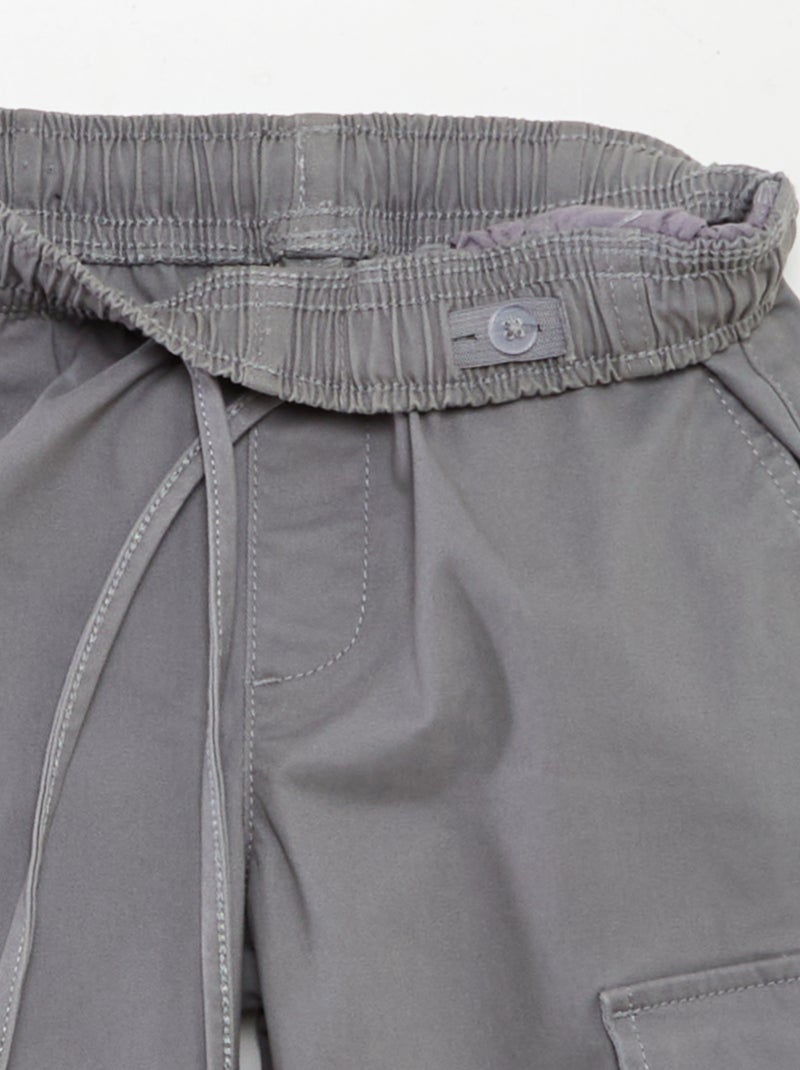 Pantalón elástico multibolsillos GRIS - Kiabi